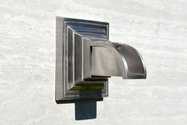 Kepik fountain spout in stainless steel